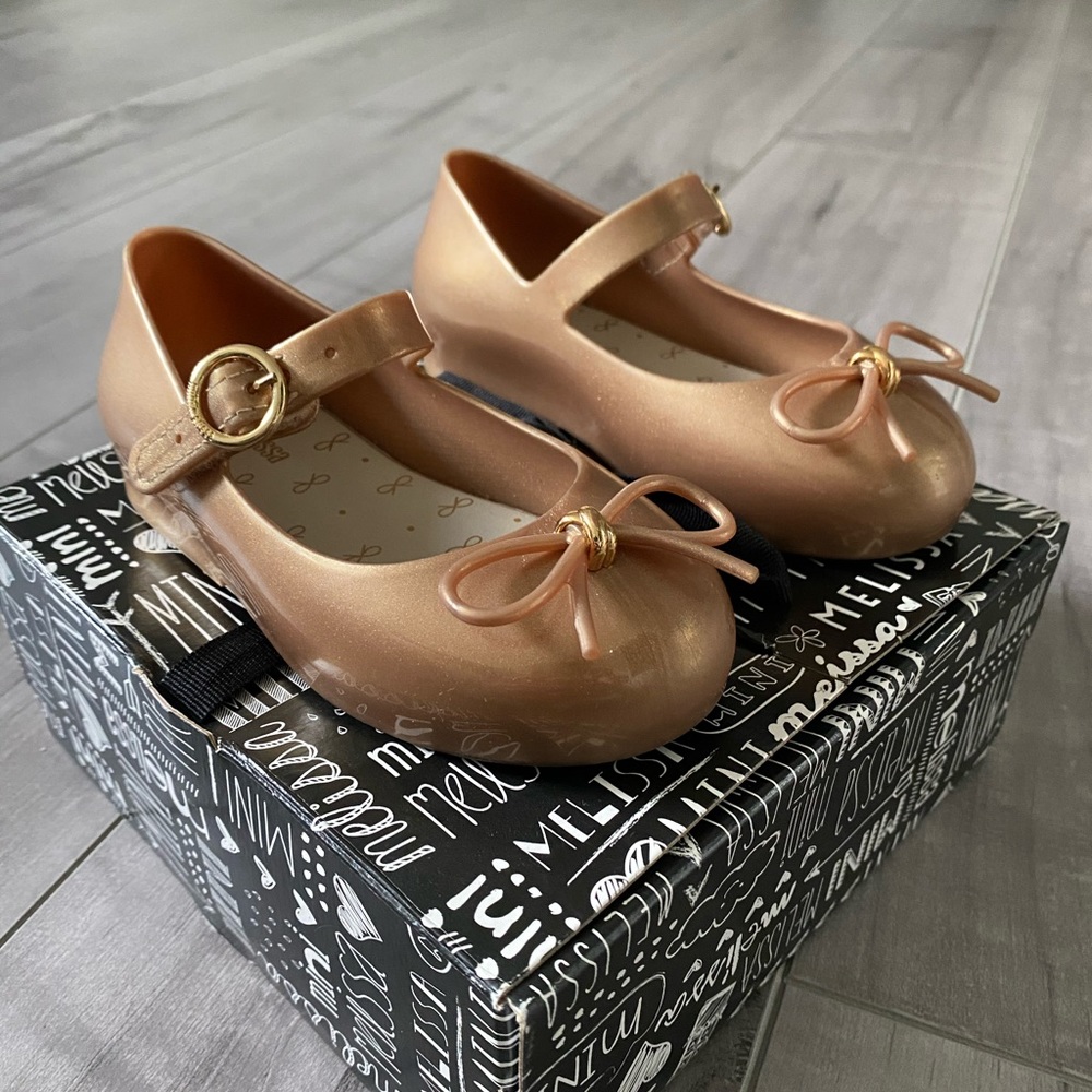 Mini Melissa size 9